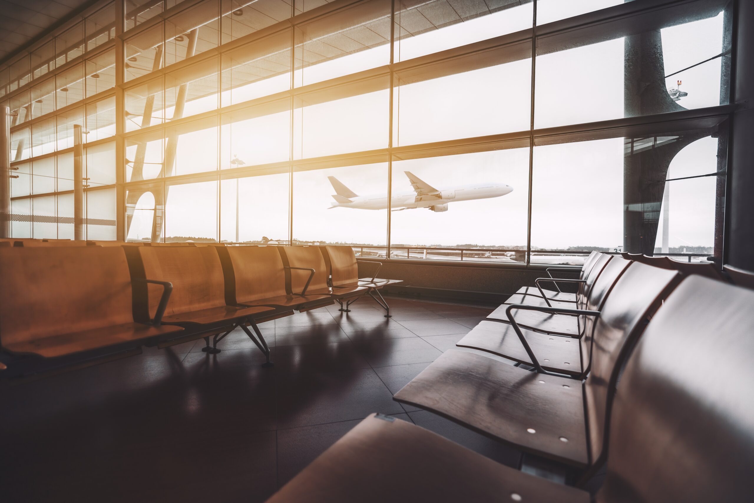 Victoria International Airport (YYJ)